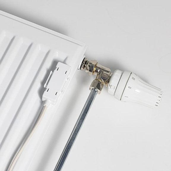 Temperatuursensor plaatsen op radiator
