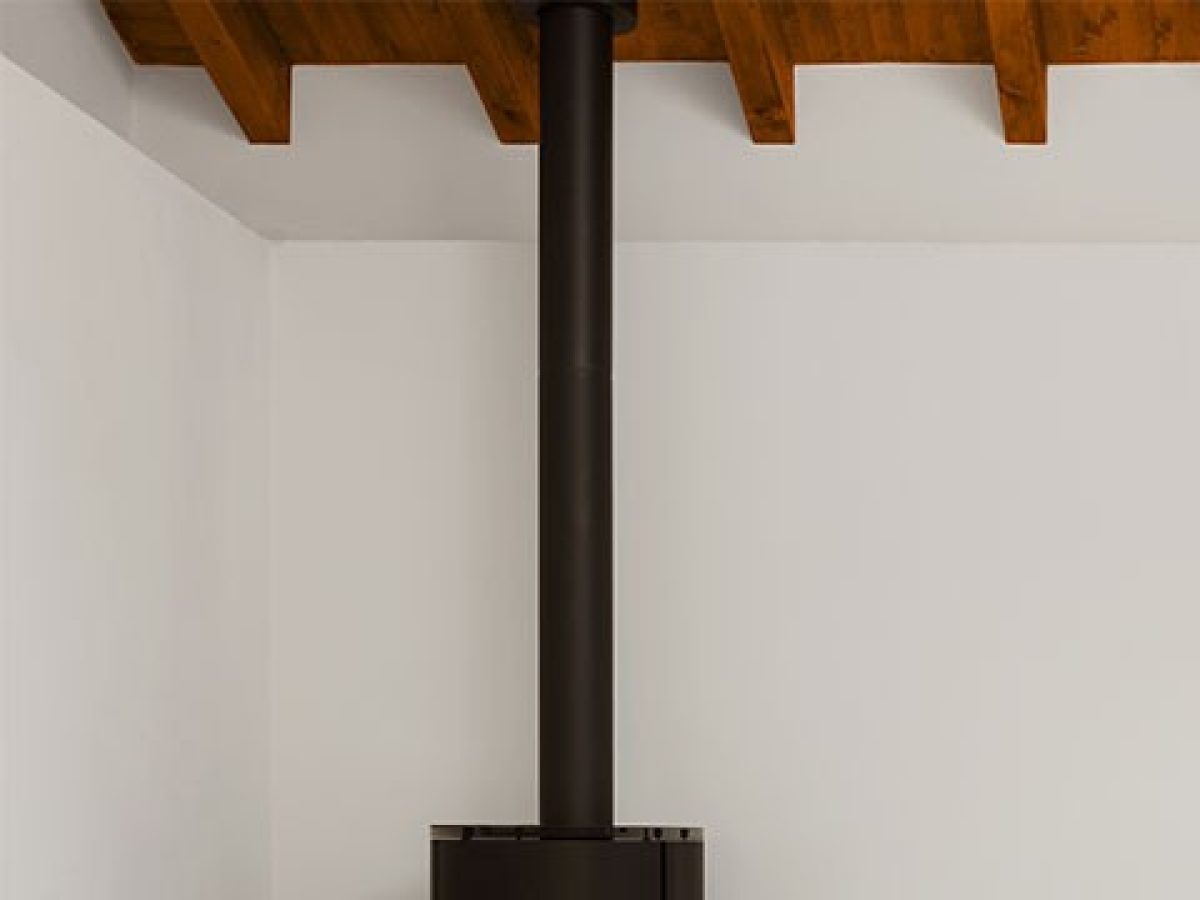 Matériel d'installation poêle à pellets