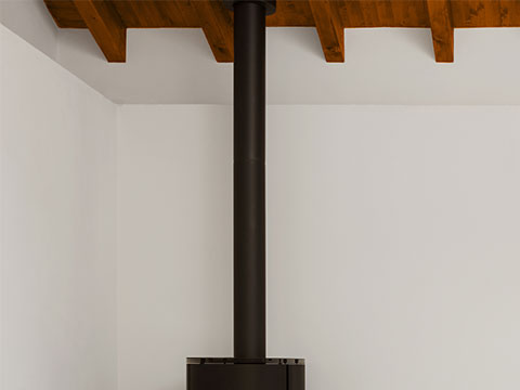Matériel d'installation poêle à pellets