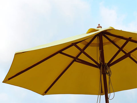Parasols, tonnelles et tentes solaires