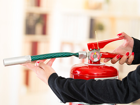Éteindre un départ d'incendie