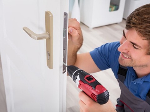 Installer une porte