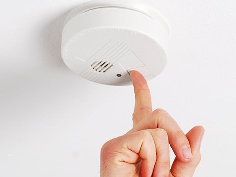 Tester et entretenir votre détecteur de fumée