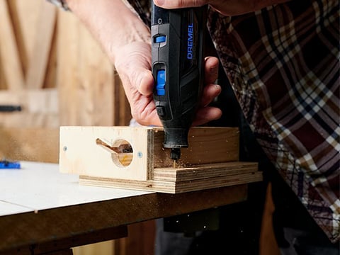 Le multitool Dremel 8260 offre une sécurité optimale