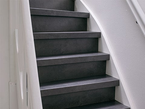 Escalier couleur Béton anthracite