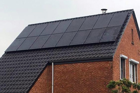 Zonnepanelen hellend dak