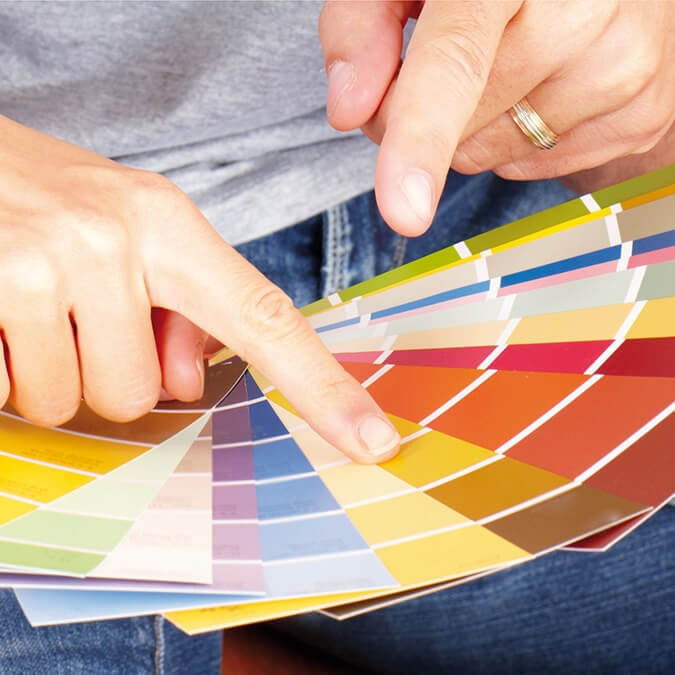 Kleuren op de Hubo verfmengmachine