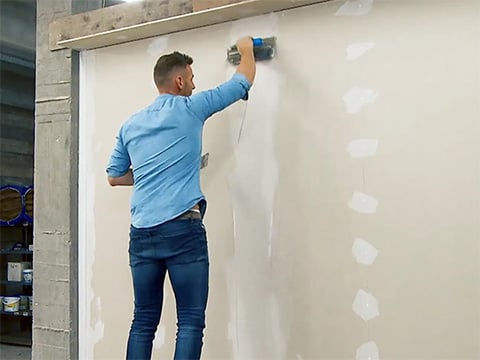 Afwerkingslaag aanbrengen