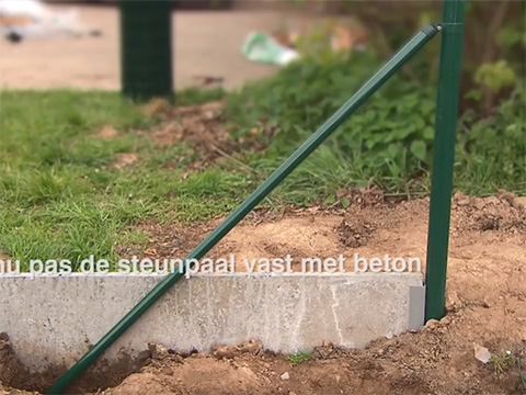 Steunpalen bevestigen