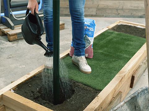 Wanden en fundering bevochtigen