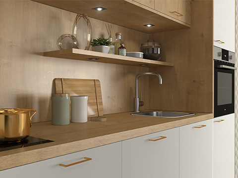 Moderne witte keuken met hout